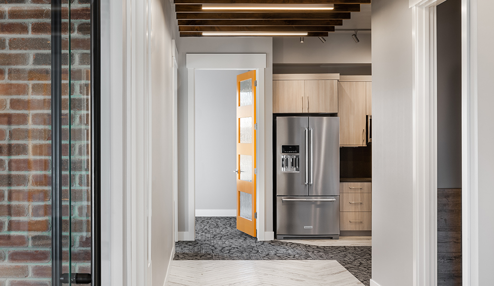 Larimer project gallery image with link to Larimer commercial gallery page